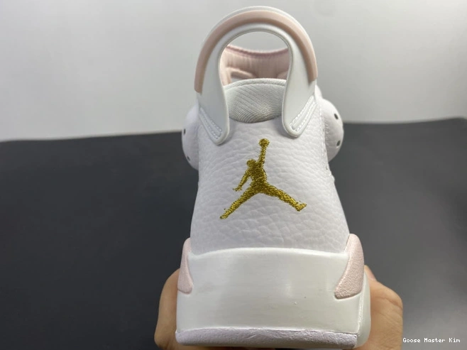Hoops 6 (W) DH9696-100 Retro Air Jordan Gold 0803